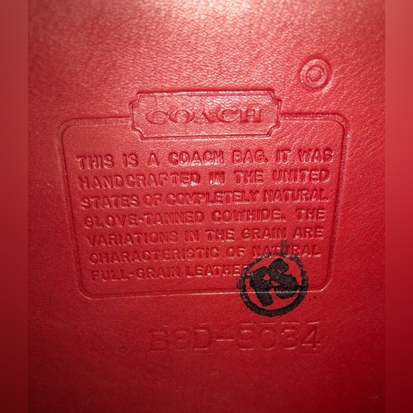 Vintage Coach Red Leather Ergo Small Flap #9034 with Hangtag in Great Condition - Picture 3 of 13